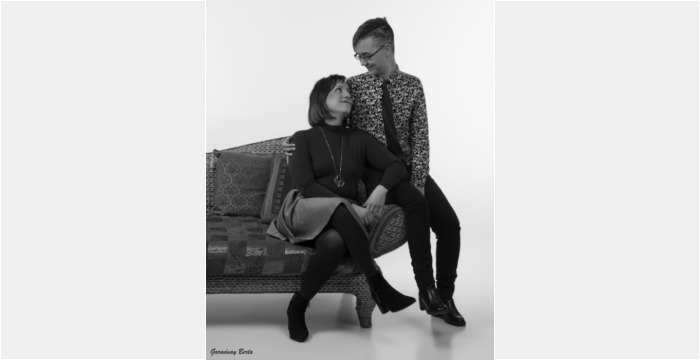 Ugyanúgy szeretünk, ugyanúgy emberek vagyunk. (Barbi 29)
Nem szoktam generációkban gondolkodni, mert szerintem a szeretet túlmutat ezen. Meg amúgy is, ha azon gondolkodnék, hogy mekkora a korkülönbség, akkor azt érezném, hogy felnőttnek kell lennem, én pedig nem akarok felnőni, ti se tegyétek! (Ivett 39)