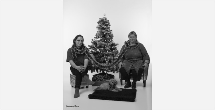 A fiatalokhoz hasonlóan legyenek az idősebbek is társadalom- és öntudatosak, no meg természetesen LMBTQ-inkluzív feministák. Kerüljék a tekintélyelvűséget és a szexizmust! (Dóri 33)
Nem az életkor számít, hanem a szellem és a lélek állapota. A kalandvágy és a jókedv felülkerekedése a lustaságon. Csak az öregszik meg, akiben kialszik a lelkesedés. (Bea 52)